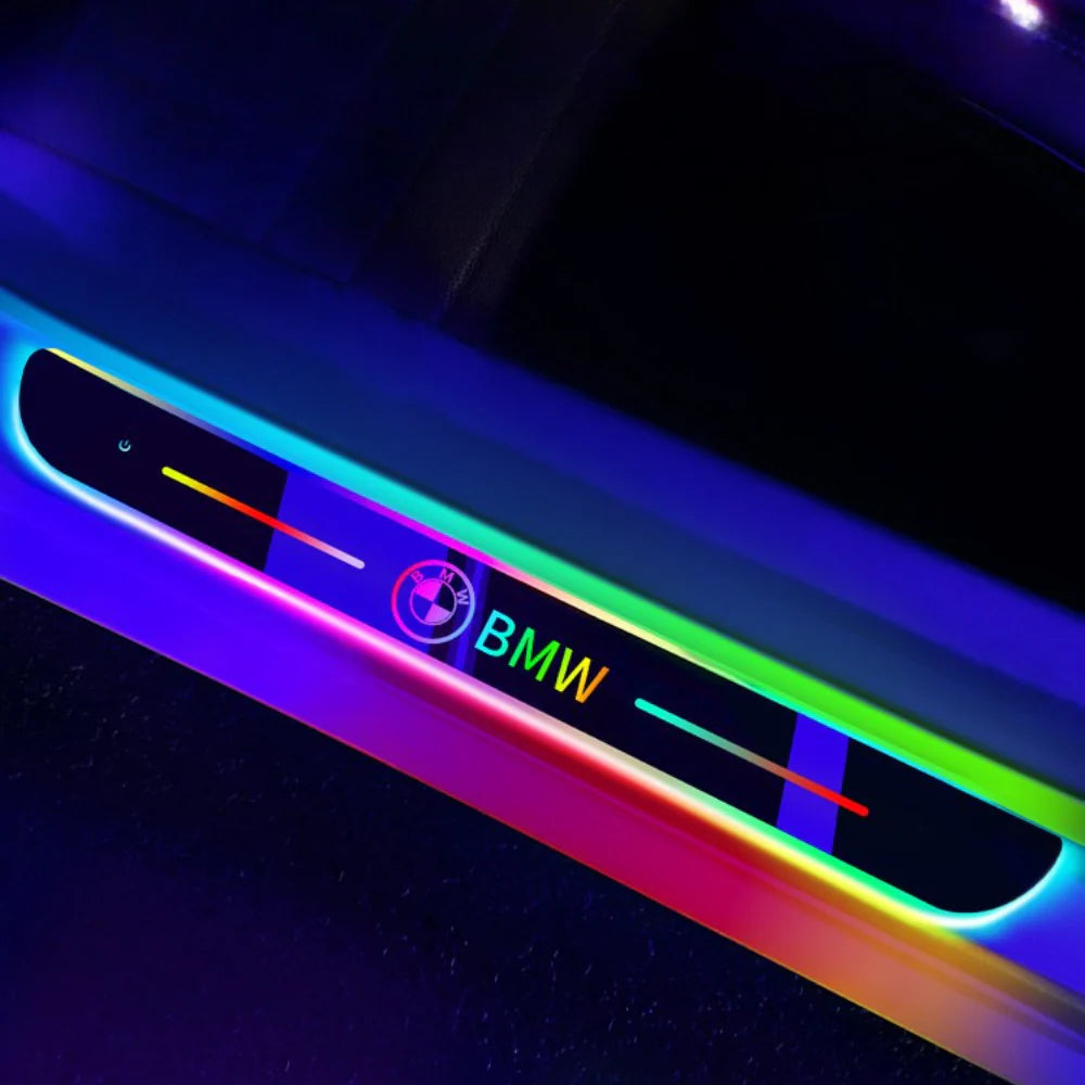 Förpackning med 2 LED-dörrtröskelplattor för bilar