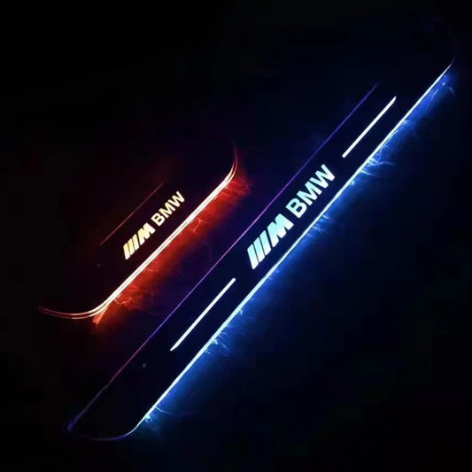 Pakkaus 2 LED-auton kynnyslevyä